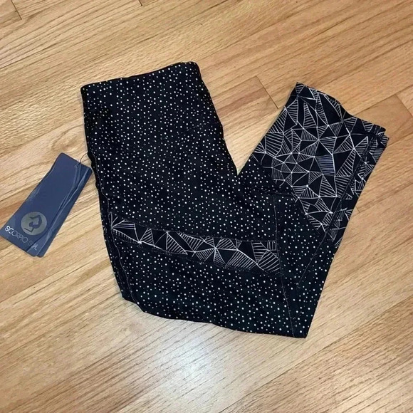 Scorpio Sol Pants - ☀️☀️Scorpio Soul cropped leggings- Small